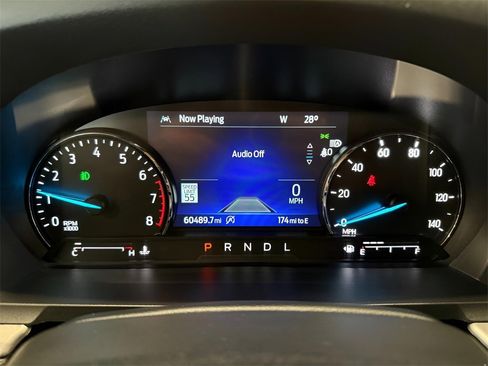 Used 2022 Ford Explorer XLT image 25