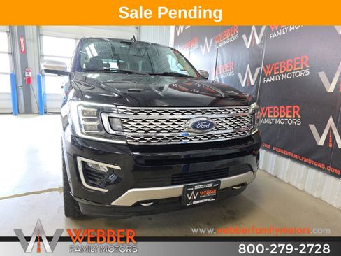 Used 2018 Ford Expedition Platinum AWD/4WD image 2