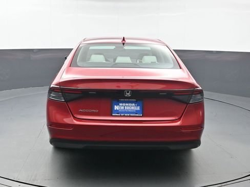 Certified 2023 Honda Accord EX image 5