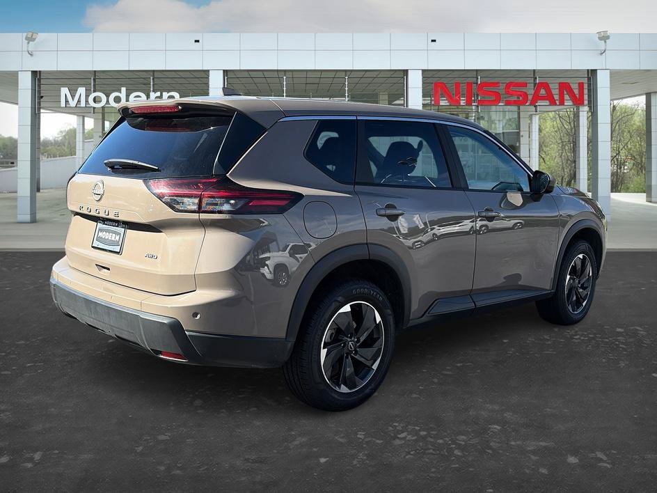 Certified 2025 Nissan Rogue SV AWD/4WD image 5
