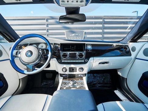 Used 2020 Rolls-Royce Wraith RWD image 49