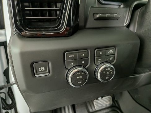 New 2026 GMC Sierra 1500 AT4 w/ AT4 Premium Package image 18