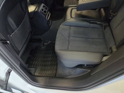 Used 2022 Audi SQ5 Premium Plus w/ Premium Plus Package image 20