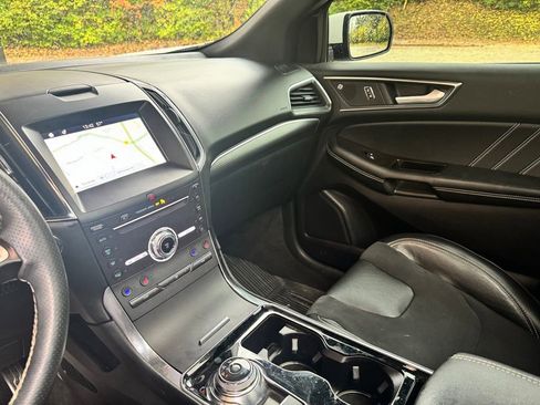 Used 2019 Ford Edge ST w/ Equipment Group 401A image 29
