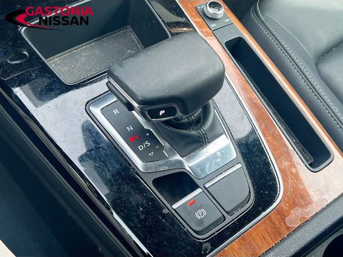 Used 2023 Audi Q5 2.0T Premium w/ Convenience Package image 22