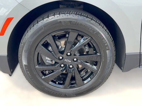 Certified 2024 Chevrolet Equinox LS w/ LS Convenience Package FWD image 13