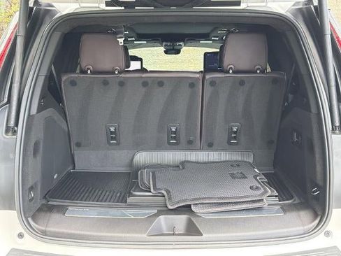 Certified 2024 Cadillac Escalade Premium Luxury Platinum w/ Heavy-Duty Trailer Package AWD/4WD image 18