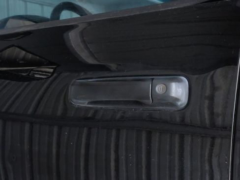 Used 2017 RAM 2500 Tradesman w/ Chrome Appearance Group image 40