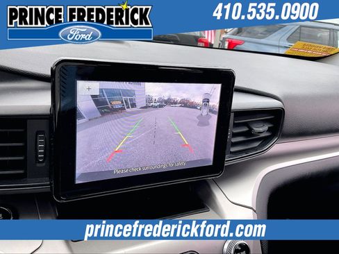 Used 2021 Ford Explorer XLT image 20