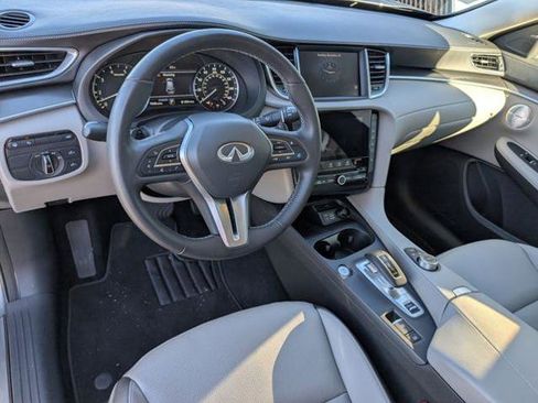 Certified 2025 INFINITI QX50 Luxe image 5