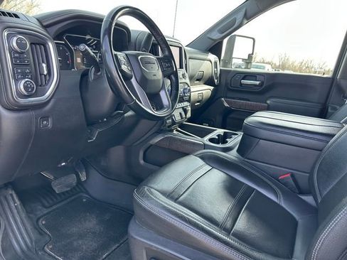 Used 2023 GMC Sierra 2500 Denali AWD/4WD image 11