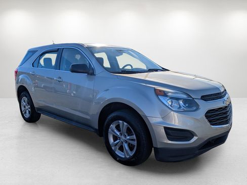 Used 2016 Chevrolet Equinox LS image 3