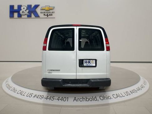 Used 2021 Chevrolet Express 2500 Extended RWD image 5