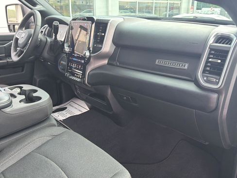 Used 2026 RAM 2500 Big Horn AWD/4WD image 7