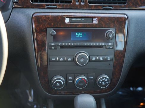 Used 2015 Chevrolet Impala Limited LS image 22