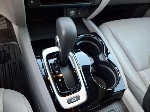 Used 2017 Honda Ridgeline RTL-E image 30