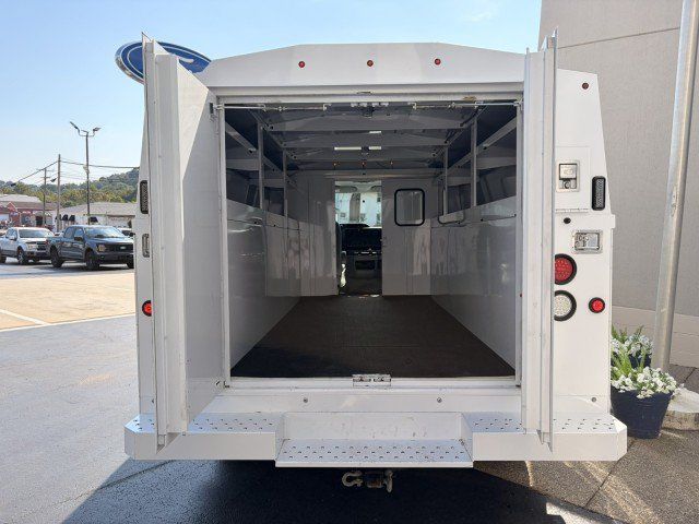 Used 2013 Ford E-350 and Econoline 350 Super Duty w/ PWR Locks & Windows Group RWD image 9
