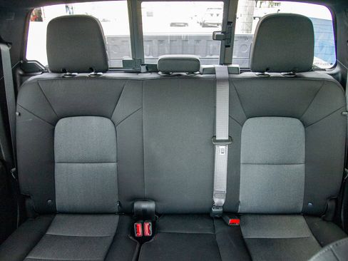 Used 2024 Chevrolet Colorado Trail Boss w/ Technology Package image 24