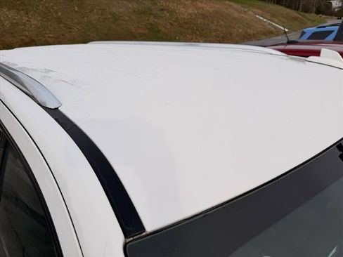 Used 2023 Chevrolet Suburban Premier image 19