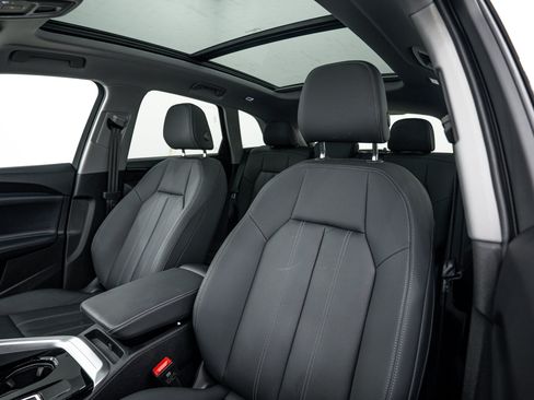 Used 2025 Audi Q5 Premium w/ Convenience Package AWD/4WD image 13