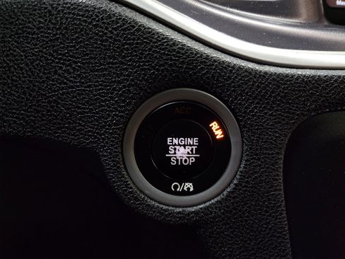 Used 2021 Dodge Charger SXT w/ Leather Interior Group image 35