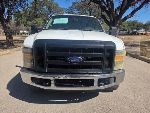 Used 2008 Ford F250 Lariat image 9