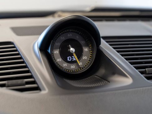 Used 2022 Porsche 911 GT3 image 40