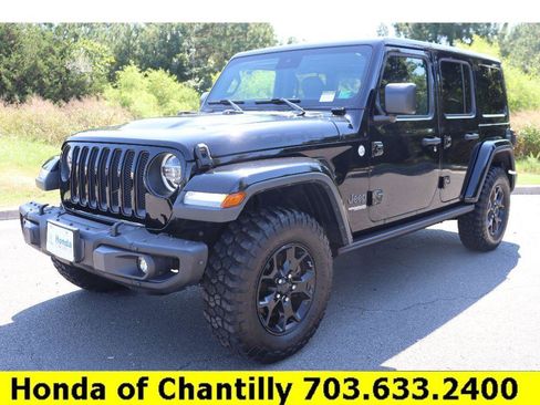 Used 2019 Jeep Wrangler Unlimited Sahara w/ Quick Order Package 24M Moab image 3