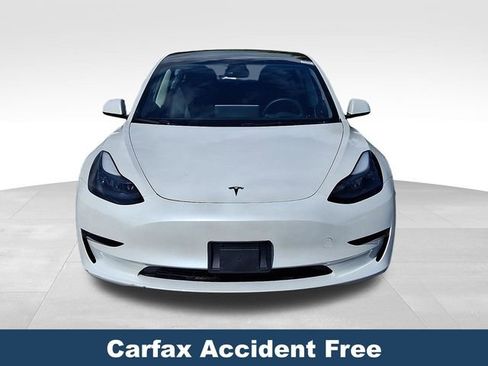 Used 2023 Tesla Model 3 Standard Range RWD image 2