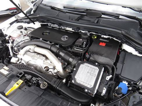 Used 2026 Mercedes-Benz GLA 250 4MATIC image 7