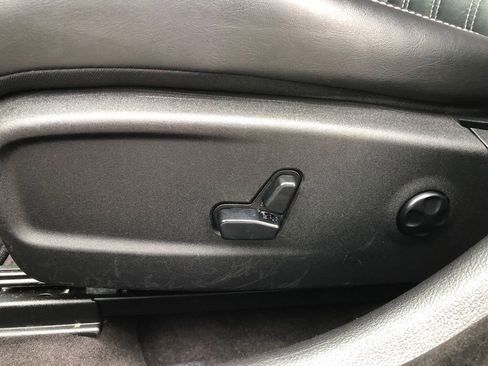 Used 2018 Chrysler 300 S w/ S Model Appearance Package image 19