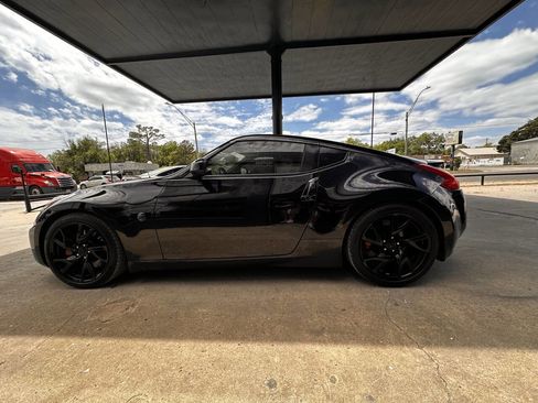 Used 2013 Nissan 370Z Touring w/ Sport Pkg RWD image 5