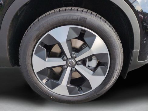 New 2025 Volvo XC40 B5 Plus w/ Protection Package Premier image 28