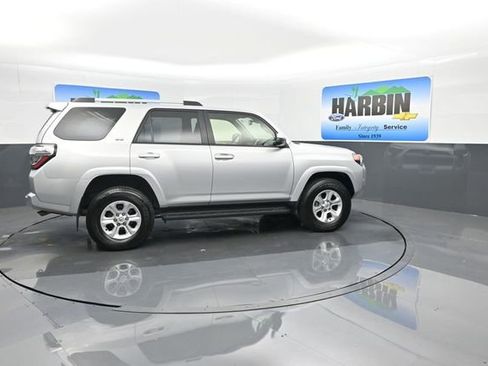 Used 2024 Toyota 4Runner SR5 image 6