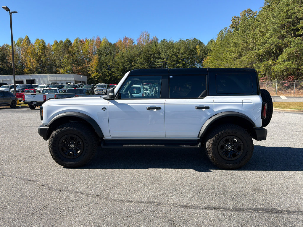 Used 2025 Ford Bronco Outer Banks w/ Sasquatch Package AWD/4WD image 4