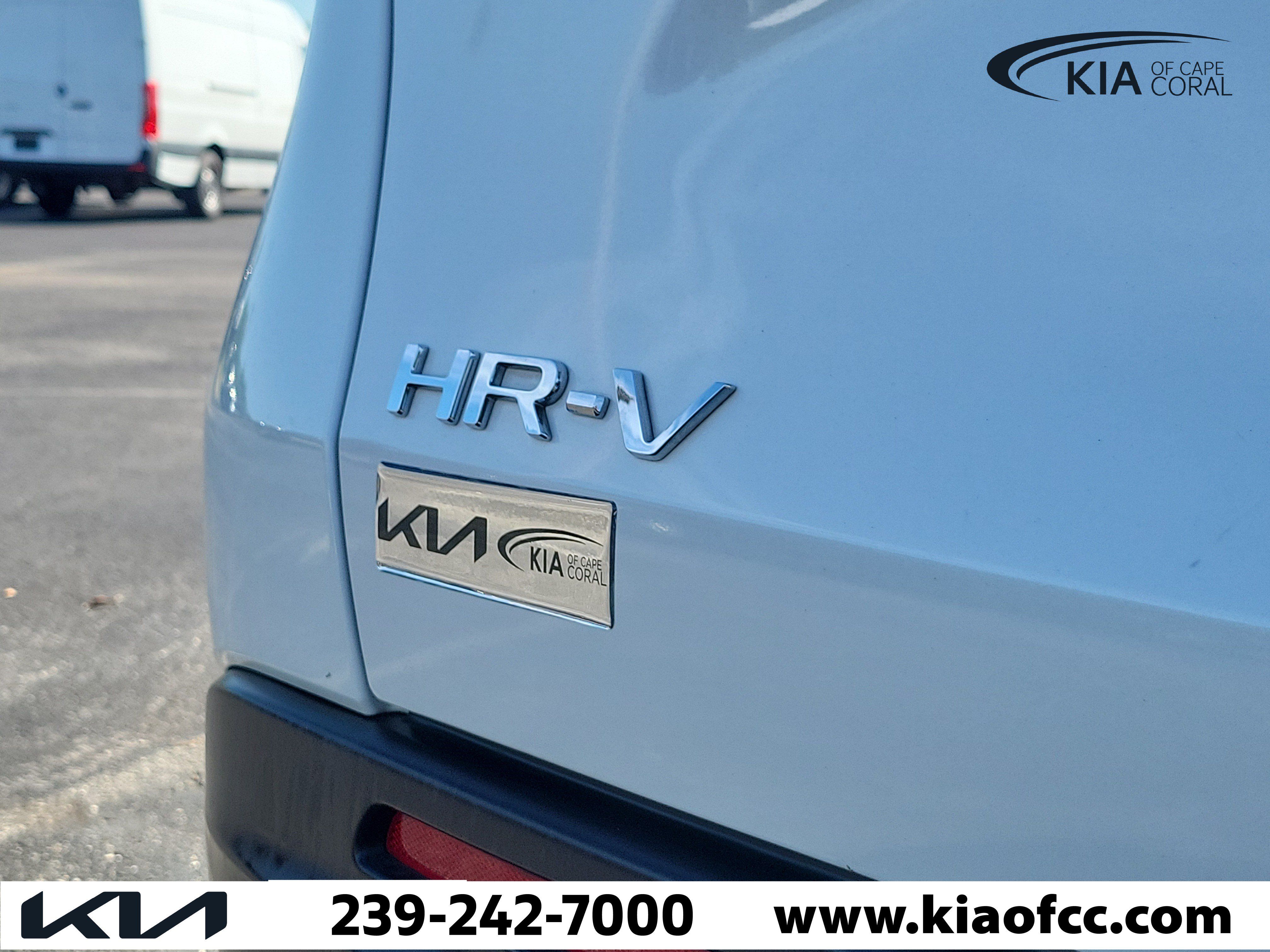 Used 2024 Honda HR-V Sport image 10