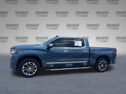 Used 2024 Chevrolet Silverado 1500 High Country w/ Z71 Off-Road Package AWD/4WD image 9