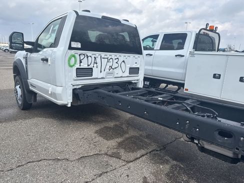 New 2023 Ford F450 XLT w/ XLT Value Package image 5