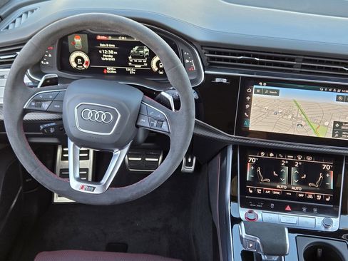 Used 2025 Audi RS Q8 performance image 33
