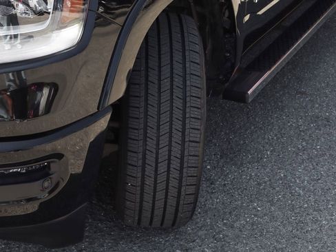 Used 2021 RAM 1500 Laramie AWD/4WD image 56