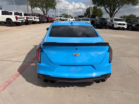 Used 2022 Cadillac CT4 V Blackwing w/ Carbon Fiber 1 Package RWD image 4