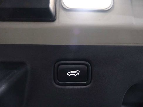 Used 2022 Kia EV6 Wind image 11