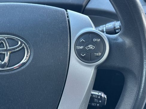 Used 2012 Toyota Prius Three image 38