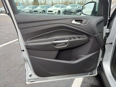 Used 2014 Ford Escape SE image 19