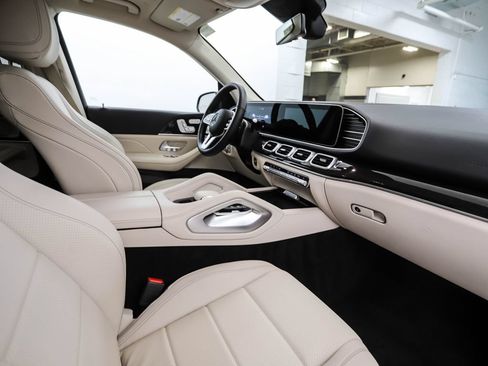 Used 2021 Mercedes-Benz GLE 450 4MATIC image 30