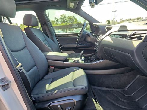 Used 2016 BMW X3 xDrive28i image 12