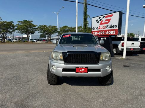 Used 2011 Toyota Tacoma 4x4 Double Cab w/ TRD Sport Pkg image 8