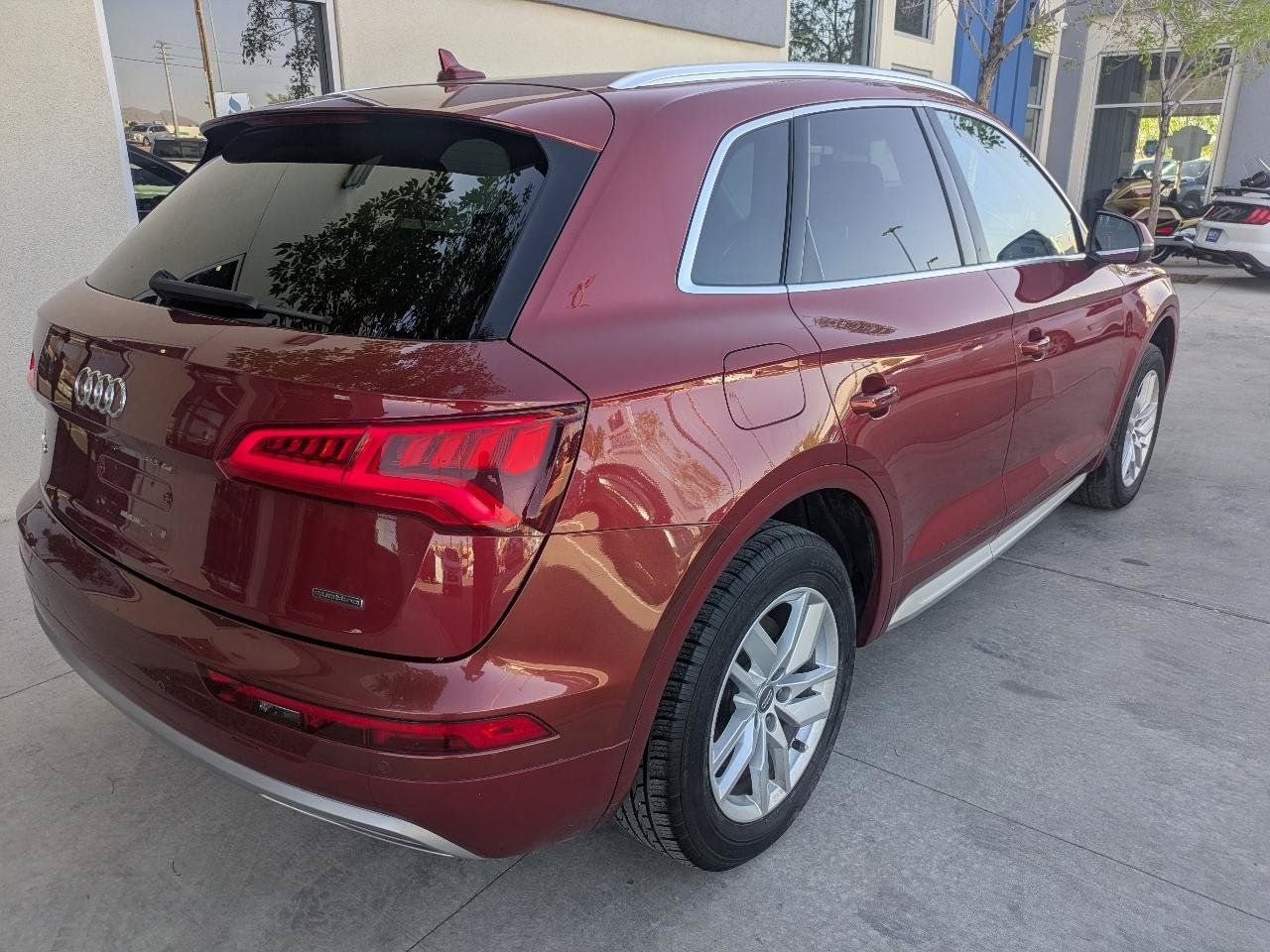 Used 2020 Audi Q5 2.0T Premium AWD/4WD image 6