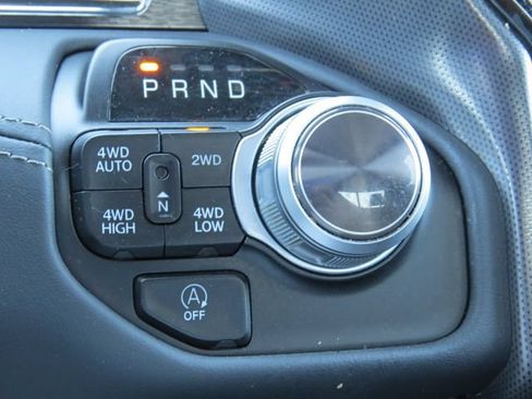 Used 2022 RAM 1500 Limited w/ Body Color Bumper Group AWD/4WD image 24