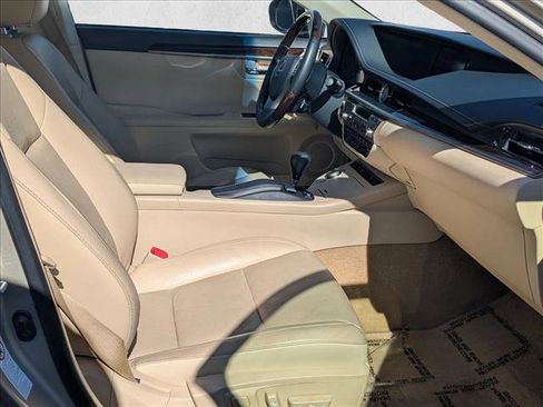 Used 2014 Lexus ES 350 image 21